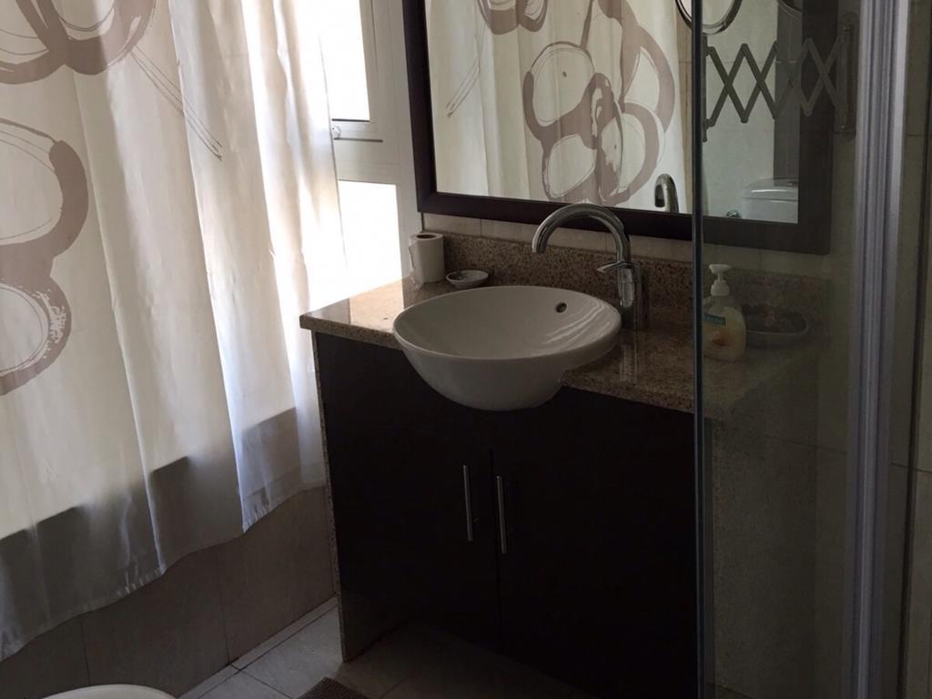 Three Bedroom Apartment - Centrium Impz Dubai Bilik gambar